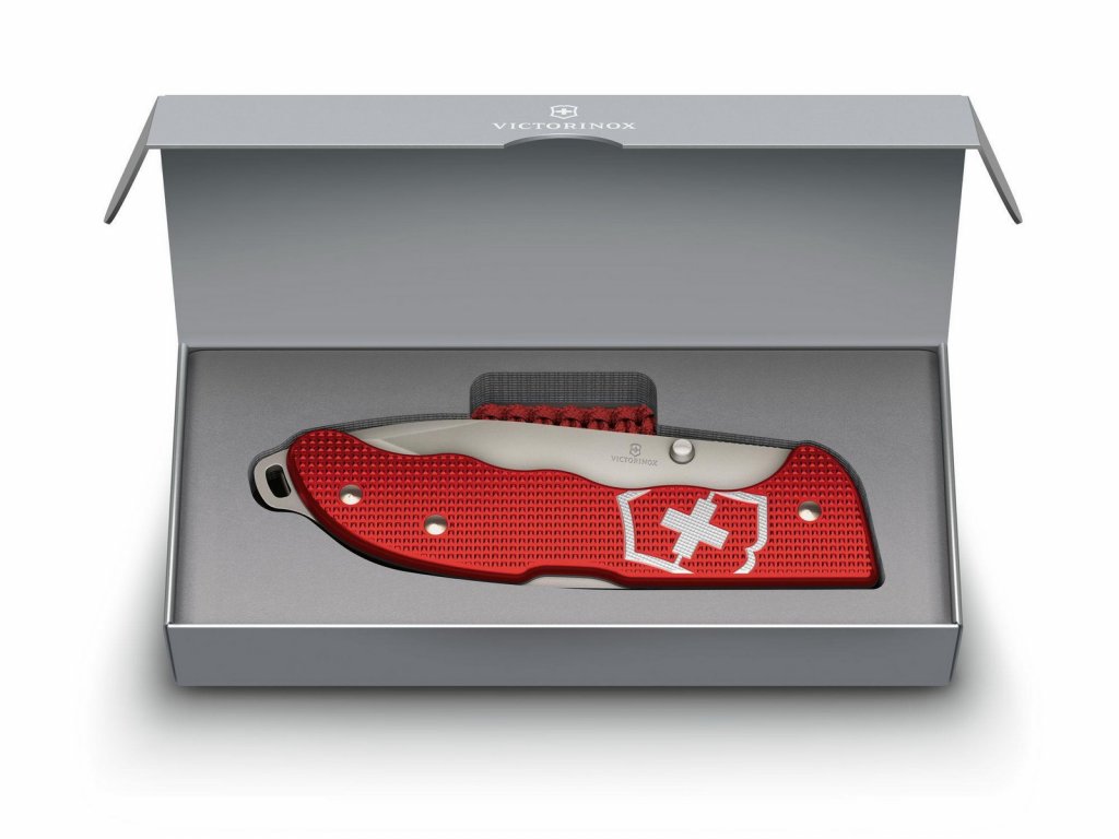 Victorinox-evoke-alox-red_2